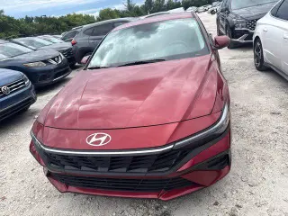 Hyundai ELANTRA 2025 SE 4dr Sedan