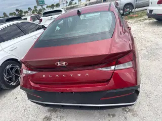 Hyundai ELANTRA 2025 SE 4dr Sedan