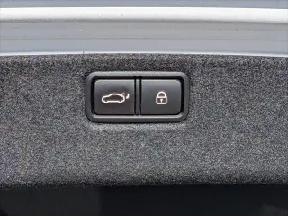 Genesis G80 2018 3.3T Sport 4dr Sed¡n