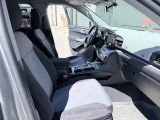 Ford Explorer 2024 AWD XLT 4p SUV