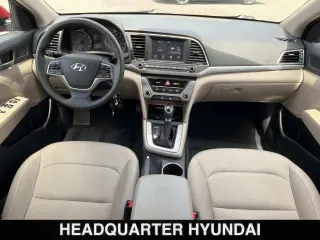 Hyundai ELANTRA 2017 SE 4dr Sedan (versión de mitad de año)