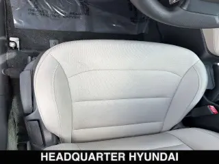 Hyundai ELANTRA 2017 SE 4dr Sedan (versión de mitad de año)