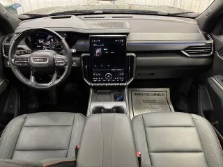 GMC Acadia 2025 4x4 AT4 SUV de 4 puertas