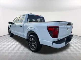 Ford F-150 2024 4x2 STX 4p SuperCrew 5.5 ft. SB