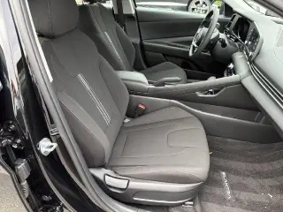 Hyundai ELANTRA 2023 SEL 4p Sedana