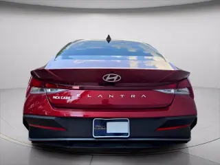 Hyundai ELANTRA 2026 SE 4dr Sedán