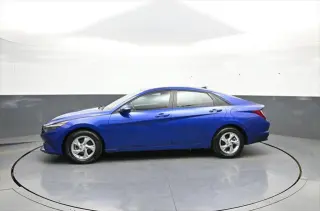 Hyundai ELANTRA 2023 SE 4dr Sedán