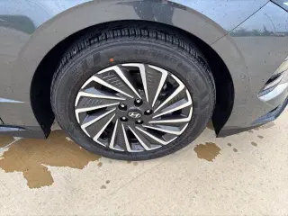 Hyundai SONATA Hybrid 2026 Limited 4p Sedan