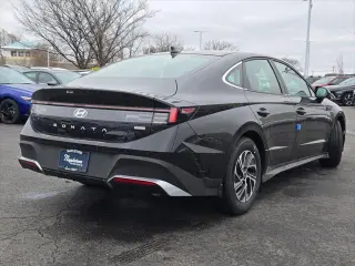 Hyundai SONATA Híbrido 2026 Azul Sedán de 4 puertas