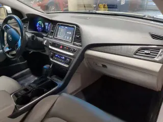 Hyundai SONATA Plug-in Hybrid 2019 Limited 4dr Sedan