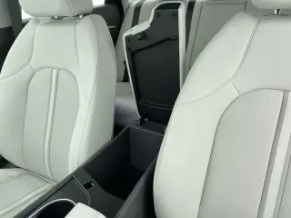 Hyundai SONATA Híbrido 2025 SEL 4p Sedan