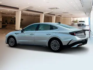 Hyundai SONATA Híbrido 2025 SEL 4p Sedan