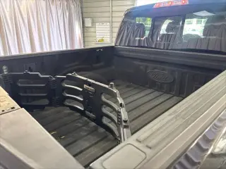 Ford F-150 2018 4x4 Raptor 4dr SuperCrew 5.5 ft. SB