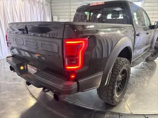 Ford F-150 2018 4x4 Raptor 4dr SuperCrew 5.5 ft. SB