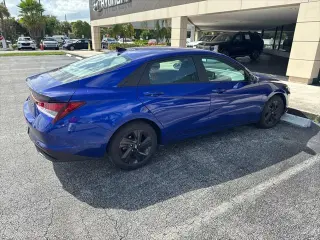 Hyundai ELANTRA 2023 SEL 4dr Sedan
