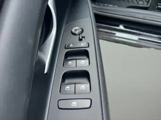 Hyundai ELANTRA 2026 SE 4p Sedan