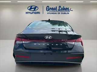 Hyundai ELANTRA 2026 SE 4p Sedan