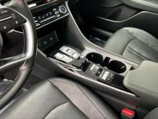 Hyundai SONATA 2022 Limited 4dr Sedán