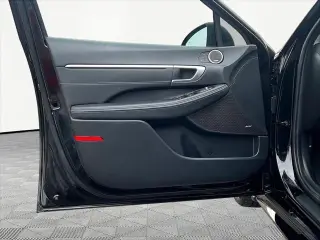 Hyundai SONATA 2022 Limited 4dr Sedán