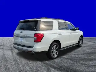 Ford Expedition 2022 4x2 XLT 4dr SUV