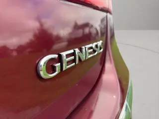 Hyundai Genesis 2013 3.8L 4dr Sedán