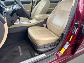 Hyundai Genesis 2013 3.8L 4dr Sedán