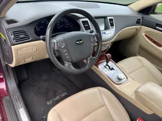 Hyundai Genesis 2013 3.8L 4dr Sedán