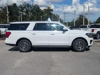 Ford Expedition MAX 2024 4x2 XLT 4p SUV