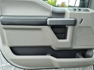 Ford F-150 2018 4x4 XLT 4p SuperCrew 5.5 ft. SB