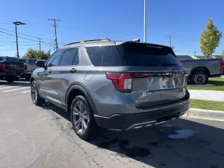 Ford Explorer 2025 AWD Active 4dr SUV