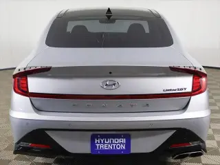 Hyundai SONATA 2023 Limited 4dr Sedán