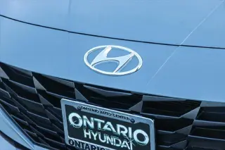 Hyundai ELANTRA 2023 SEL 4p Sedana