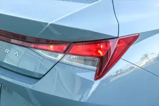 Hyundai ELANTRA 2023 SEL 4p Sedana