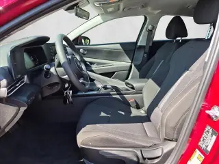 Hyundai ELANTRA 2026 SE 4dr Sedan
