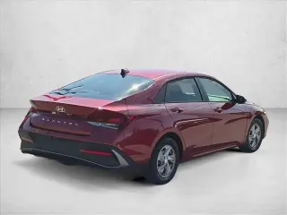 Hyundai ELANTRA 2026 SE 4dr Sedan