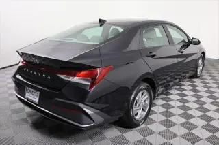 Hyundai ELANTRA 2024 SE 4p Sedana