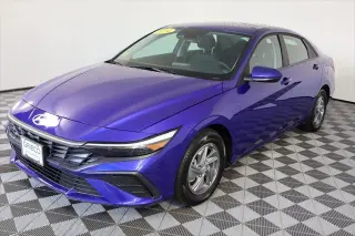 Hyundai ELANTRA 2024 SE Sedán 4 puertas