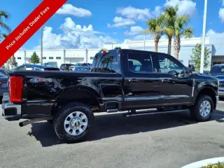 Ford F-250 Super Duty 2024 4x4 XLT 4dr Crew Cab 6.8 ft. SB Pickup