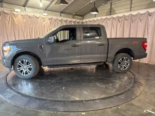 Ford F-150 2021 4x4 XL 4dr SuperCrew 5.5 ft. SB