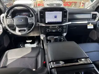 Ford F-150 2023 4x2 Lariat 4dr SuperCrew 6.5 ft. SB