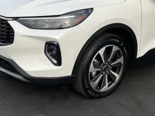 Ford Escape 2023 AWD Platinum 4dr SUV