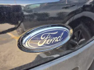 Ford Transit 2023 350 XL 3dr LWB Techo Medio Furgoneta Pasajeros