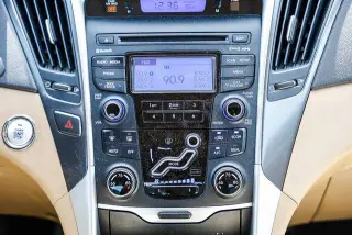 Hyundai SONATA Híbrido 2013 Base 4p Sedan