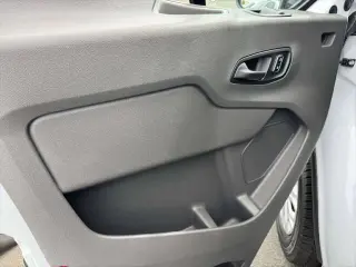 Ford Transit 2025 250 3dr SWB Techo Bajo Furgoneta de Carga