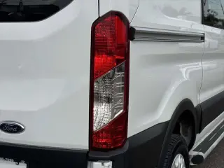 Ford Transit 2025 250 3dr SWB Techo Bajo Furgoneta de Carga