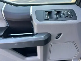 Ford F-150 2019 4x4 XLT 4dr SuperCrew 5.5 ft. SB