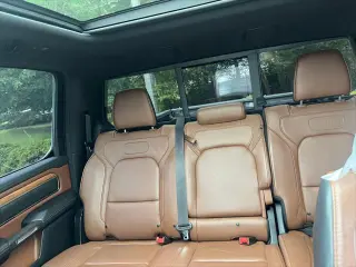 Ram 1500 2019 4x4 Laramie Longhorn 4dr Crew Cab 5.6 ft. SB Pickup