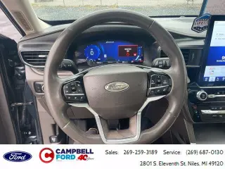 Ford Explorer 2023 AWD Platinum 4dr SUV
