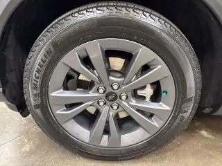 Ford Explorer 2023 AWD XLT SUV de 4 puertas