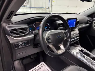 Ford Explorer 2023 AWD XLT SUV de 4 puertas